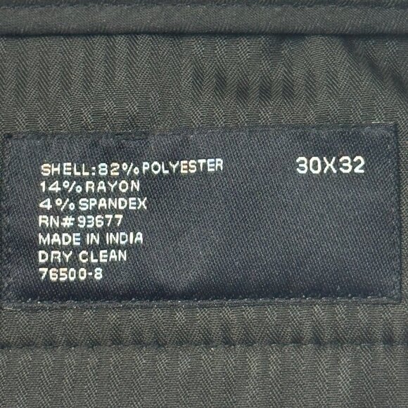 J. Ferrar Men's Regular Fit Stretch Pleated Gray Twill Cargo Pants 30x32 NWT $80 - Picture 12 of 12